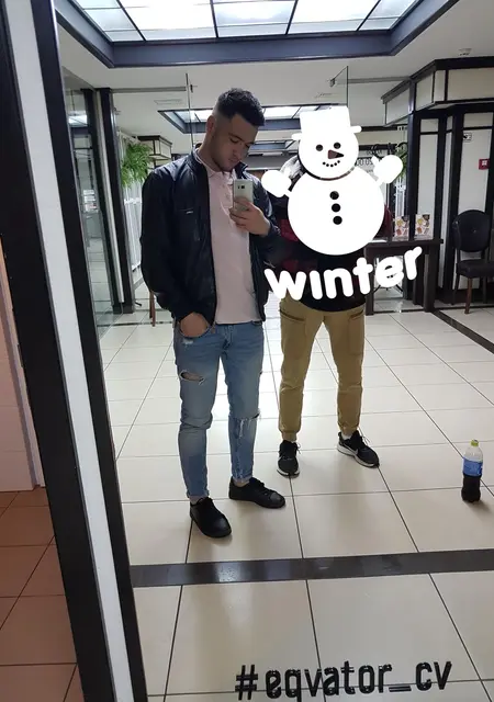 Я Максим, 28 років з Чернівців, шукаю знайомства на одну ніч