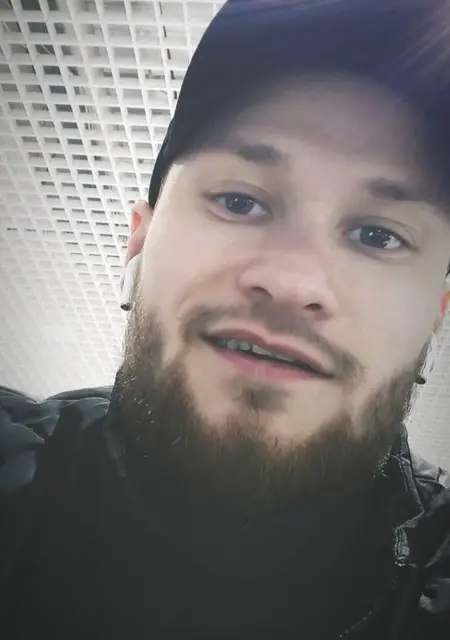 Я Славік, 35, знакомлюсь без обязательств в Павлограде