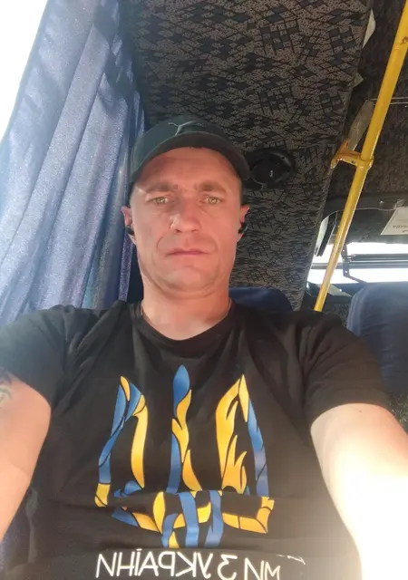 Я Серёга, 39, из Львова, ищу знакомства на одну ночь