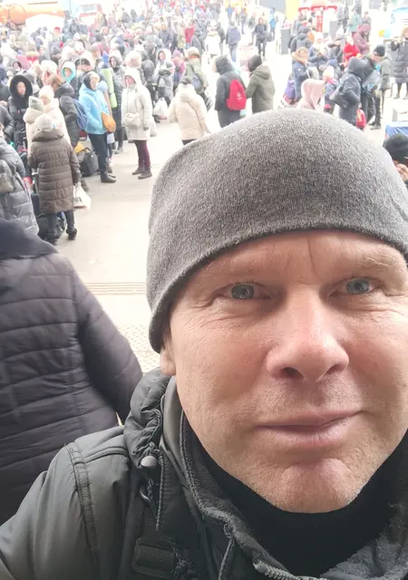 Khosta из Киева, мне 46, познакомлюсь для общения