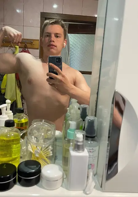 Я Никит, 19, знакомлюсь на одну ночь в Килии