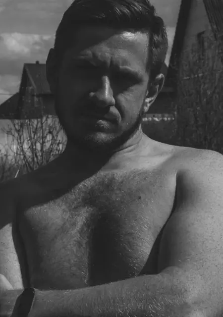 Я Andrew, 38 років, знайомлюсь без зобов'язань у Мелітополі