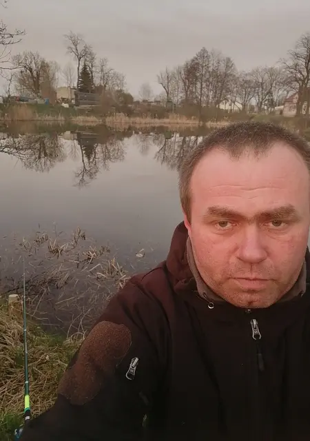 Yurii из Ровно, ищу на сайте знакомства на одну ночь