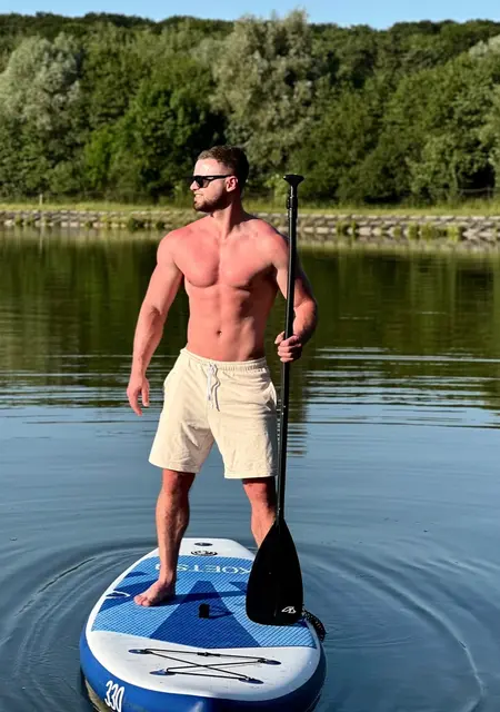 Mark из Львова, мне 29, познакомлюсь для открытые отношения