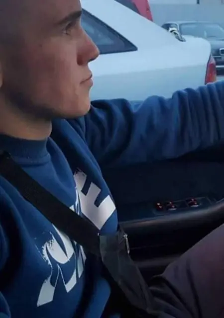 Я Олег, 26, из Тернополя, ищу знакомство для приятного времяпровождения