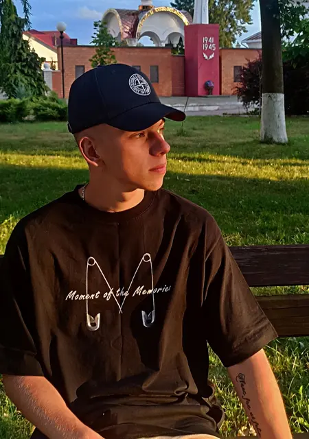 Егор из Борисова, ищу на сайте знакомства на одну ночь