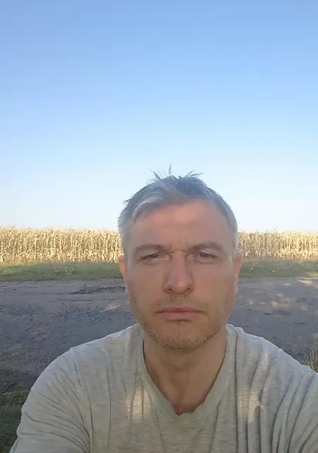 Игорь из Киева, ищу на сайте приятное времяпровождение