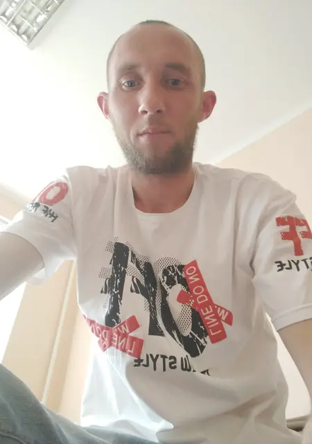 Я Евгений, 32, знакомлюсь для приятного времяпровождения в Кропивницком