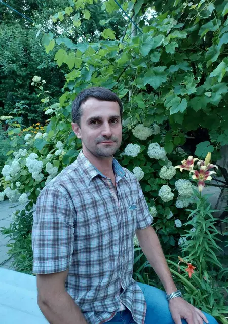 Андрей из Днепра, ищу на сайте общение