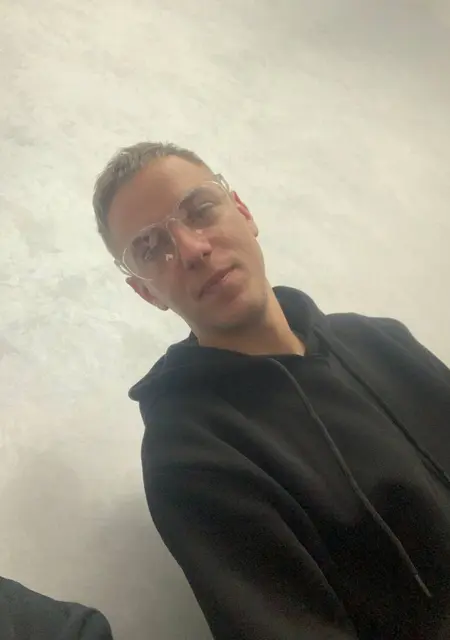 Михайло из Дрогобича, мне 26, познакомлюсь на одну ночь