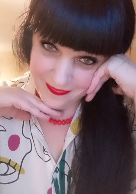 Nika из Черкасс, ищу на сайте знакомства без обязательств