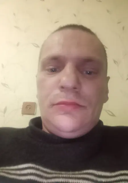 Дима из Борисова, ищу на сайте знакомства без обязательств