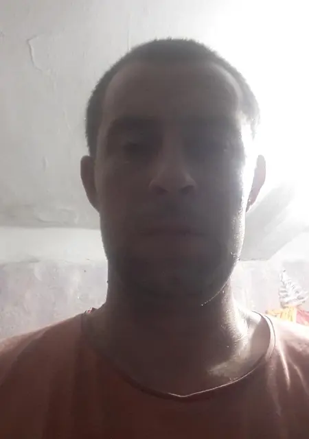 Я Валентин, 42, из Чугуева, ищу знакомства без обязательств