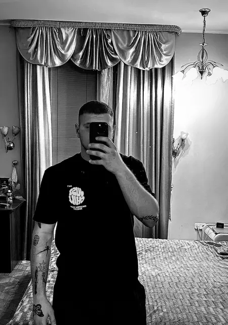 Денис из Днепра, ищу на сайте общение