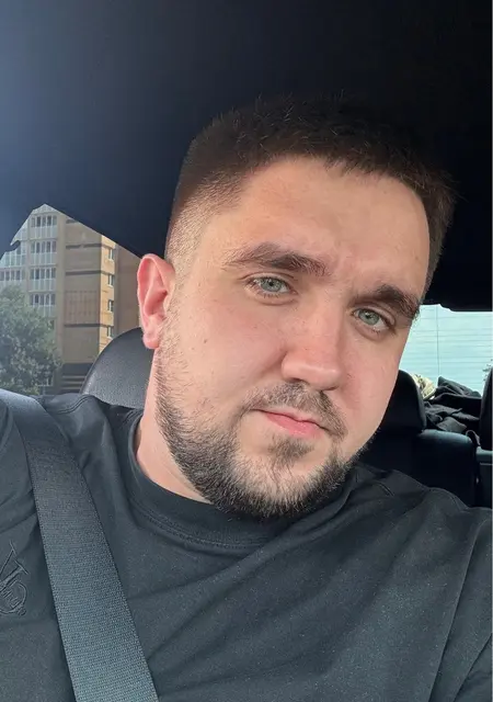 Павел из Цюриха, мне 29, познакомлюсь для открытые отношения