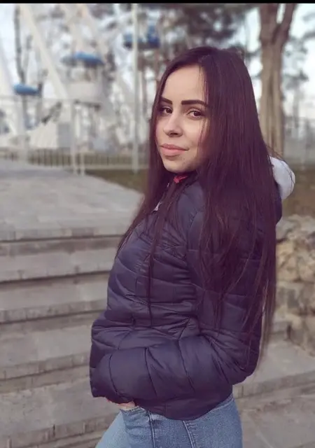 Я Настя, 25, из Черкасс, ищу знакомство для вирта