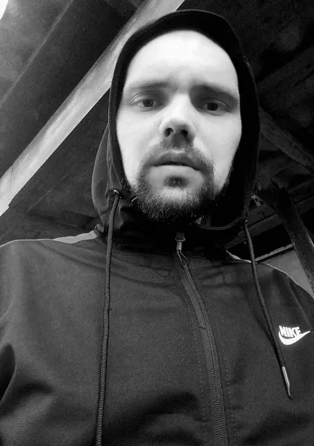 Руслан из Охтирка, мне 28, познакомлюсь без обязательств