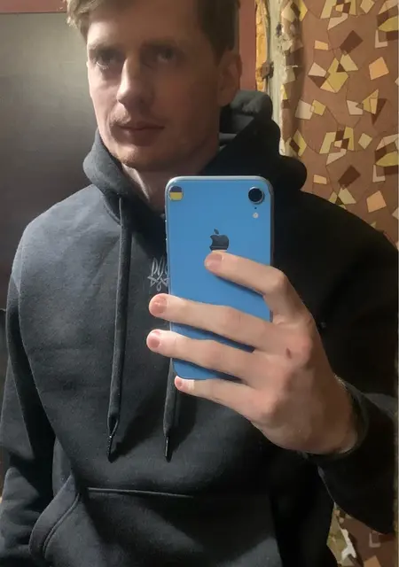 Михайло из Черкасс, мне 30, познакомлюсь на одну ночь