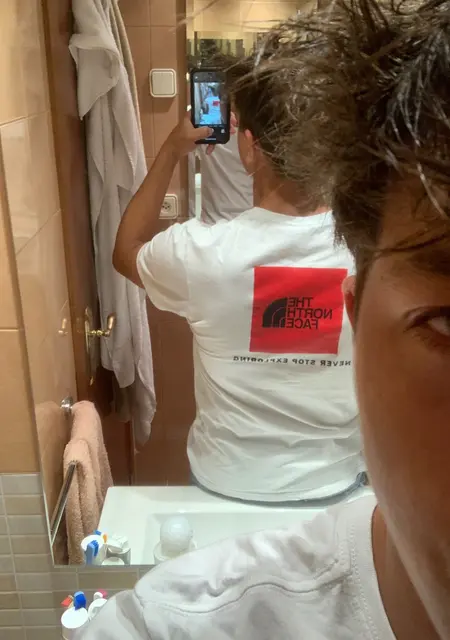 Я Leo, 21, из Ла-коруньи, ищу знакомства без обязательств