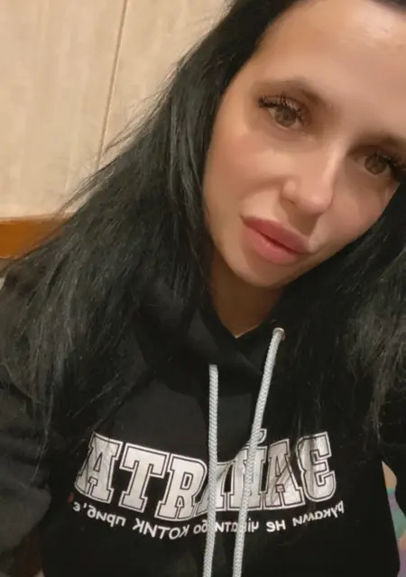 Кира из Харькова, мне 29, познакомлюсь для дружбы