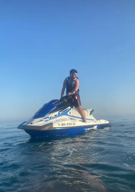 Miguel из Гранады, ищу на сайте знакомства на одну ночь