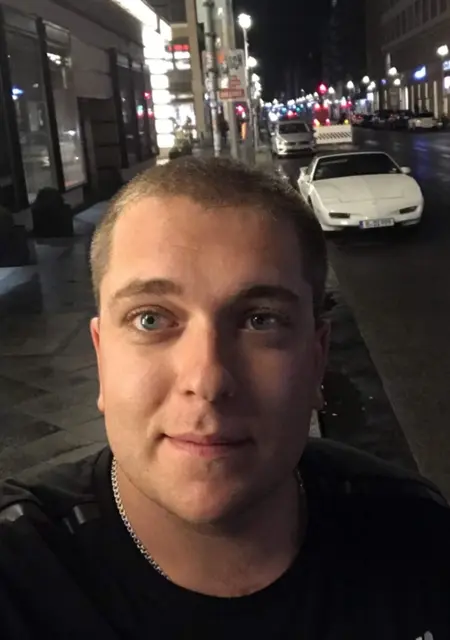 Maks из Хмельницкого, мне 30, познакомлюсь для приятного времяпровождения