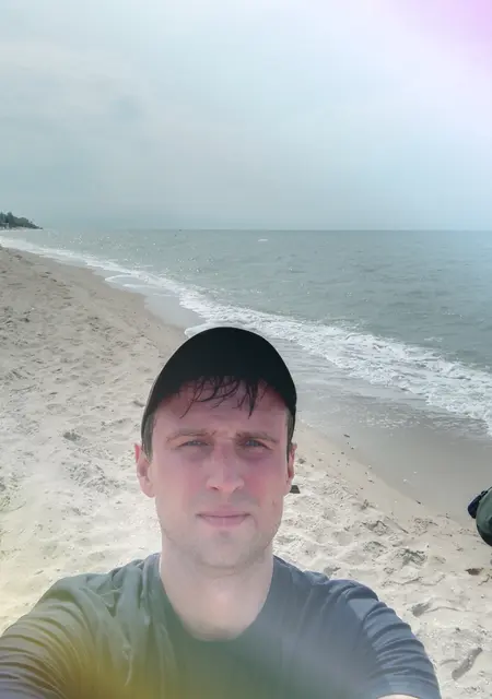 Я Дмитрий, 35 років з Макіївки, шукаю знайомство для приємного проведення часу