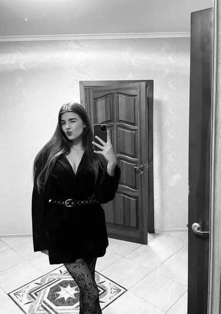 Марина з Запоріжжя, мені 24 років, познайомлюсь для вірт