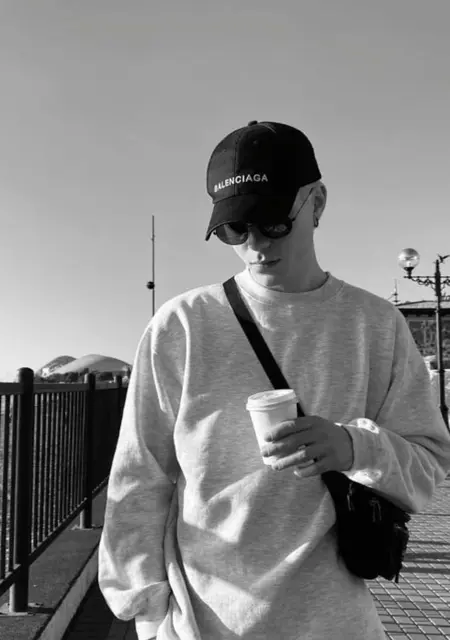 Я Даня, 24, из Борисова, ищу знакомства на одну ночь