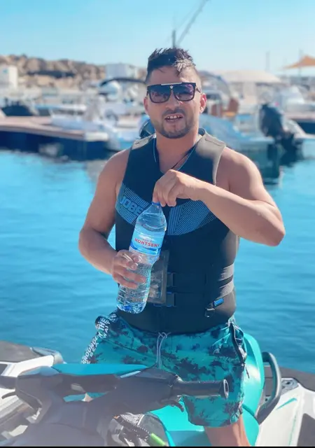 Tym из Барселоны, ищу на сайте приятное времяпровождение