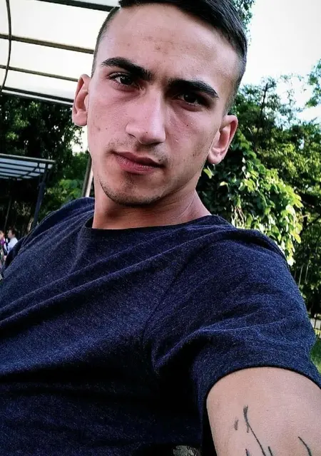 Владимир из Эймсбери, мне 31, познакомлюсь для постоянных отношений