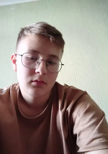 Александр из Новопскова, мне 20, познакомлюсь на одну ночь