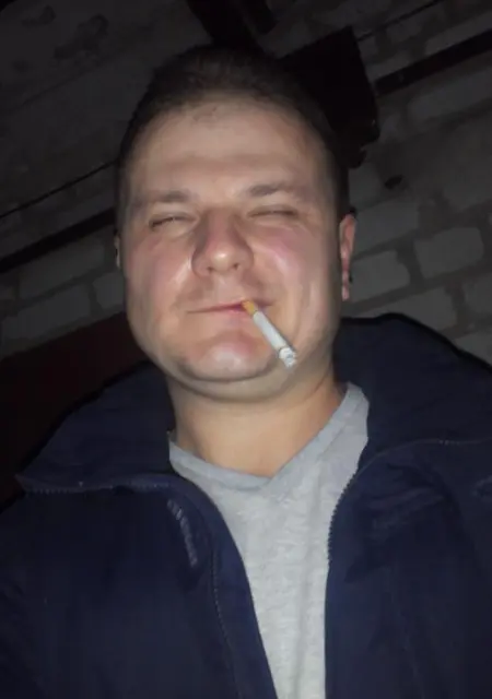 Sam из Павлограда, мне 45, познакомлюсь на одну ночь