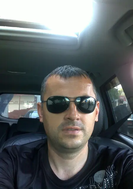 Юра из Дрогобича, мне 38, познакомлюсь для приятного времяпровождения