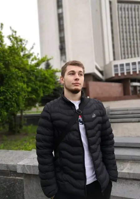 Я Андрій, 28, знакомлюсь для приятного времяпровождения в Виннице