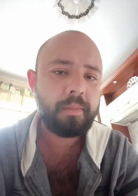 Я Марян, 33 років з Івано-Франківська, шукаю знайомства на одну ніч