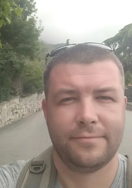 Vova из Горловки, мне 50, познакомлюсь на одну ночь