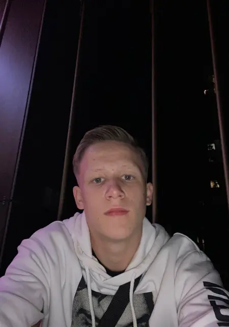 Я Сергей, 20, знакомлюсь для постоянных отношений в Харькове