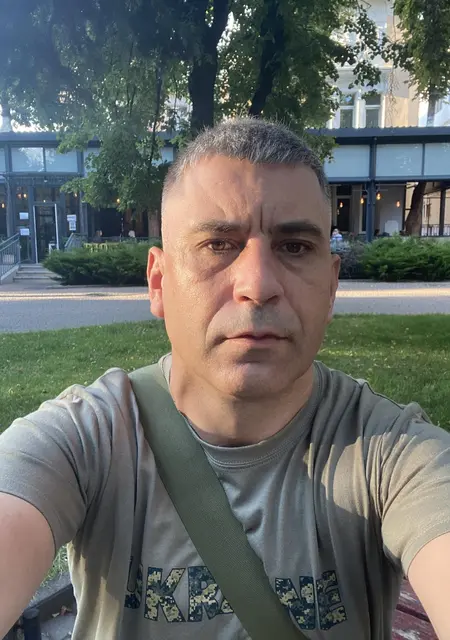 Aleks з Костянтинівки, шукаю на сайті знайомства на одну ніч