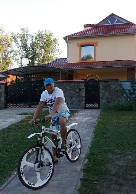 Я Влад, 25, знакомлюсь без обязательств в Варшаве