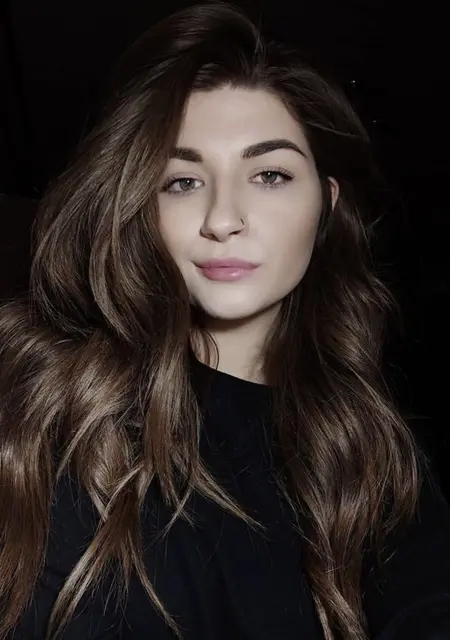 Я Валерия Давалова, 27 років, знайомлюсь для вірт у Києві