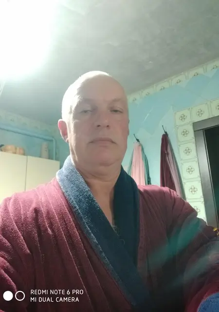 Я Олег, 58 років, знайомлюсь для спілкування у Одесі