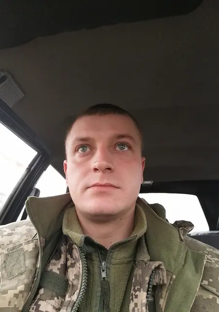 Максим из Новой Каховки, мне 31, познакомлюсь на одну ночь