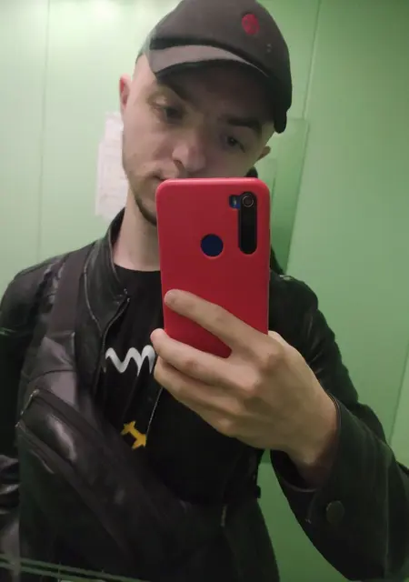 Владислав из Пирятина, мне 24, познакомлюсь для приятного времяпровождения