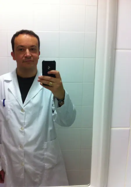 Я Mario, 46, знакомлюсь для постоянных отношений в Севилье