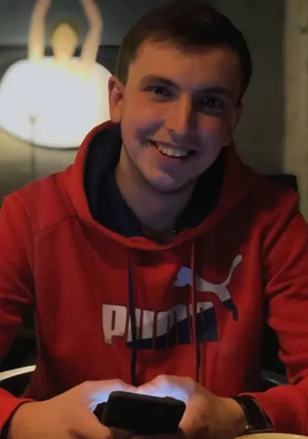 Владислав из Кривого Рога, ищу на сайте знакомства на одну ночь