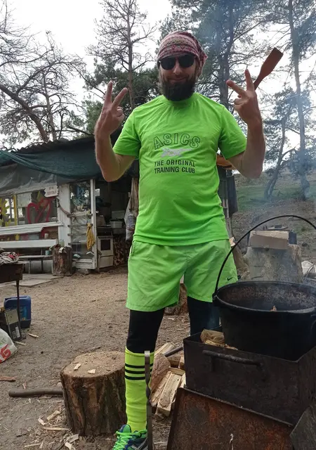 Я Саня, 43 років з Кам'янського, шукаю знайомства без зобов'язань