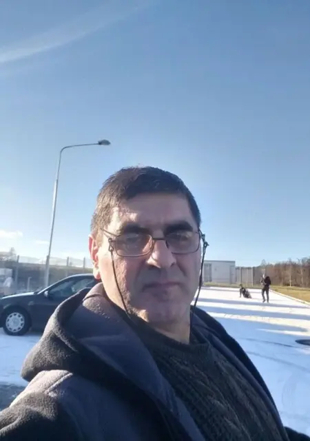 Eduard Eyap из Праги, мне 36, познакомлюсь