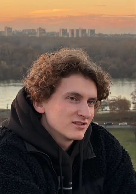 Aleksey из Бакстон, мне 27, познакомлюсь на одну ночь