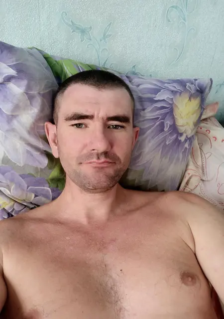 Я Павел, 43 років з Ізмаїл, шукаю знайомства без зобов'язань